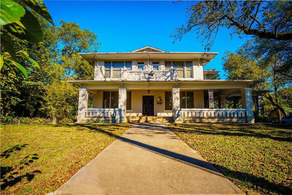 Historic Mitchell House Bed and Breakfast Sulphur Springs Buitenkant foto